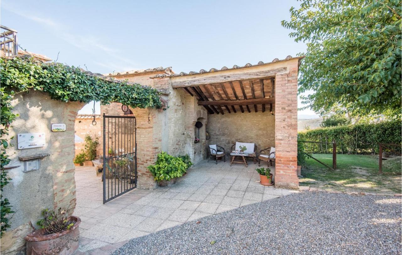 Gorgeous Home In Montalcino With Kitchen ภายนอก รูปภาพ