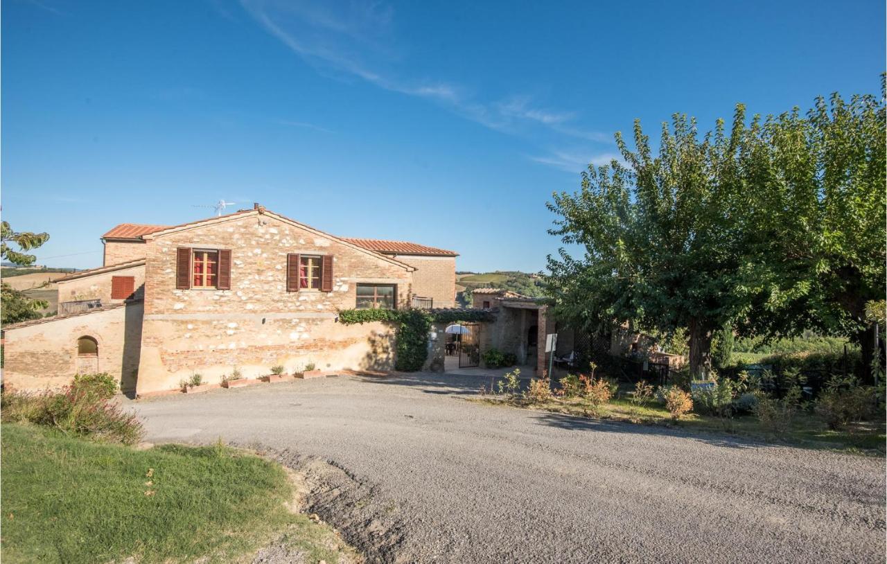 Gorgeous Home In Montalcino With Kitchen ภายนอก รูปภาพ