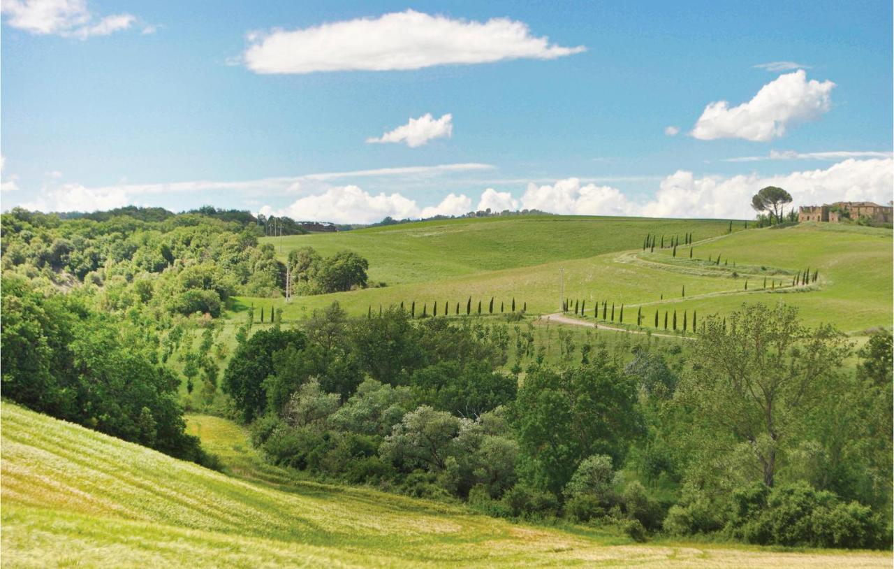 Gorgeous Home In Montalcino With Kitchen ภายนอก รูปภาพ